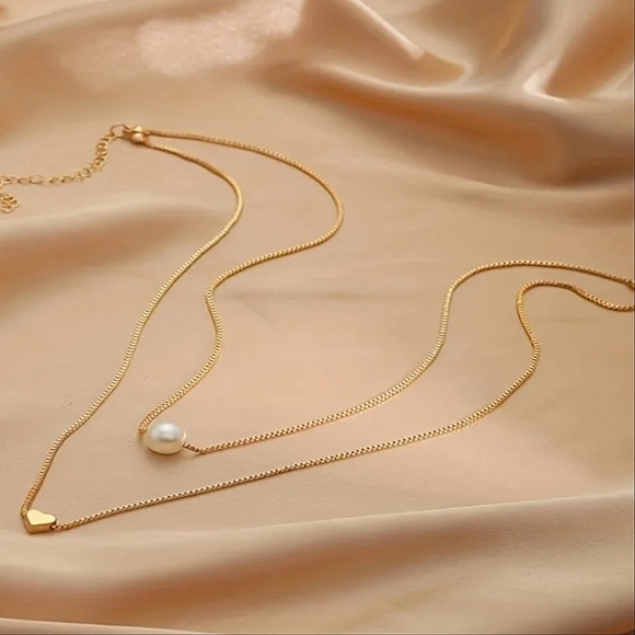 Take 50% off! Heart and faux pearl necklace - Picture 4 of 4